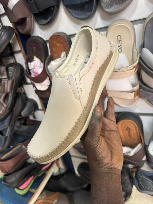 Mocassins Blancs Confort Premium – Élégance & Légèreté