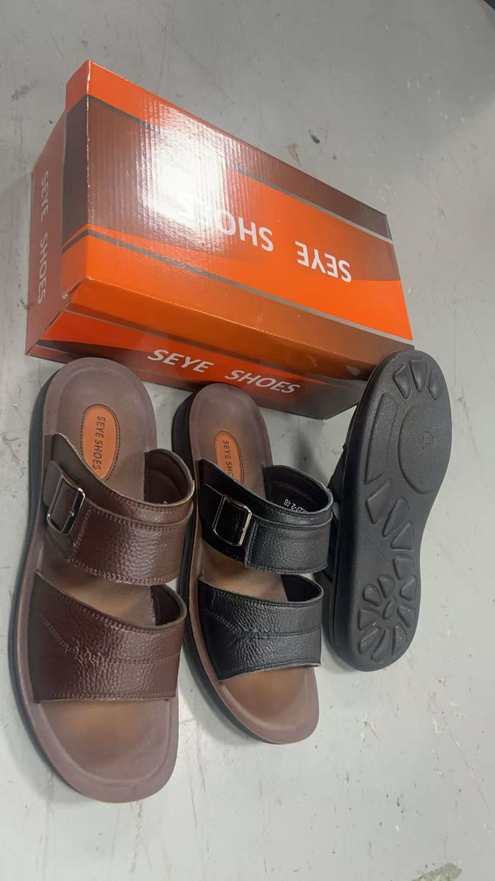 Cuir Véritable "Cousu Main"