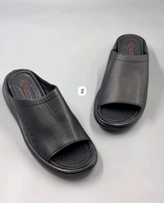 Sandales Classiques Confort Homme : Le Bien-être au Quotidien