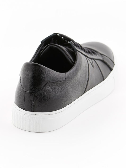 Sneakers Noires Minimalistes – Confort & Style au Quotidien