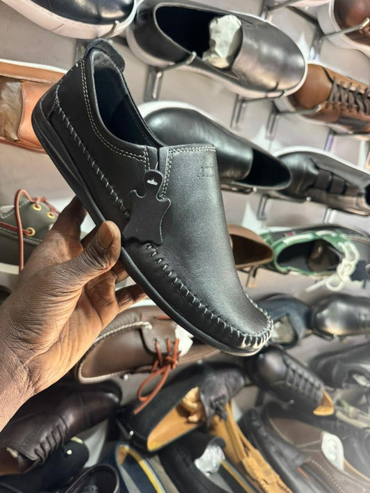 Mocassins AIKI en Cuir Véritable – Élégance "Cousu Main"